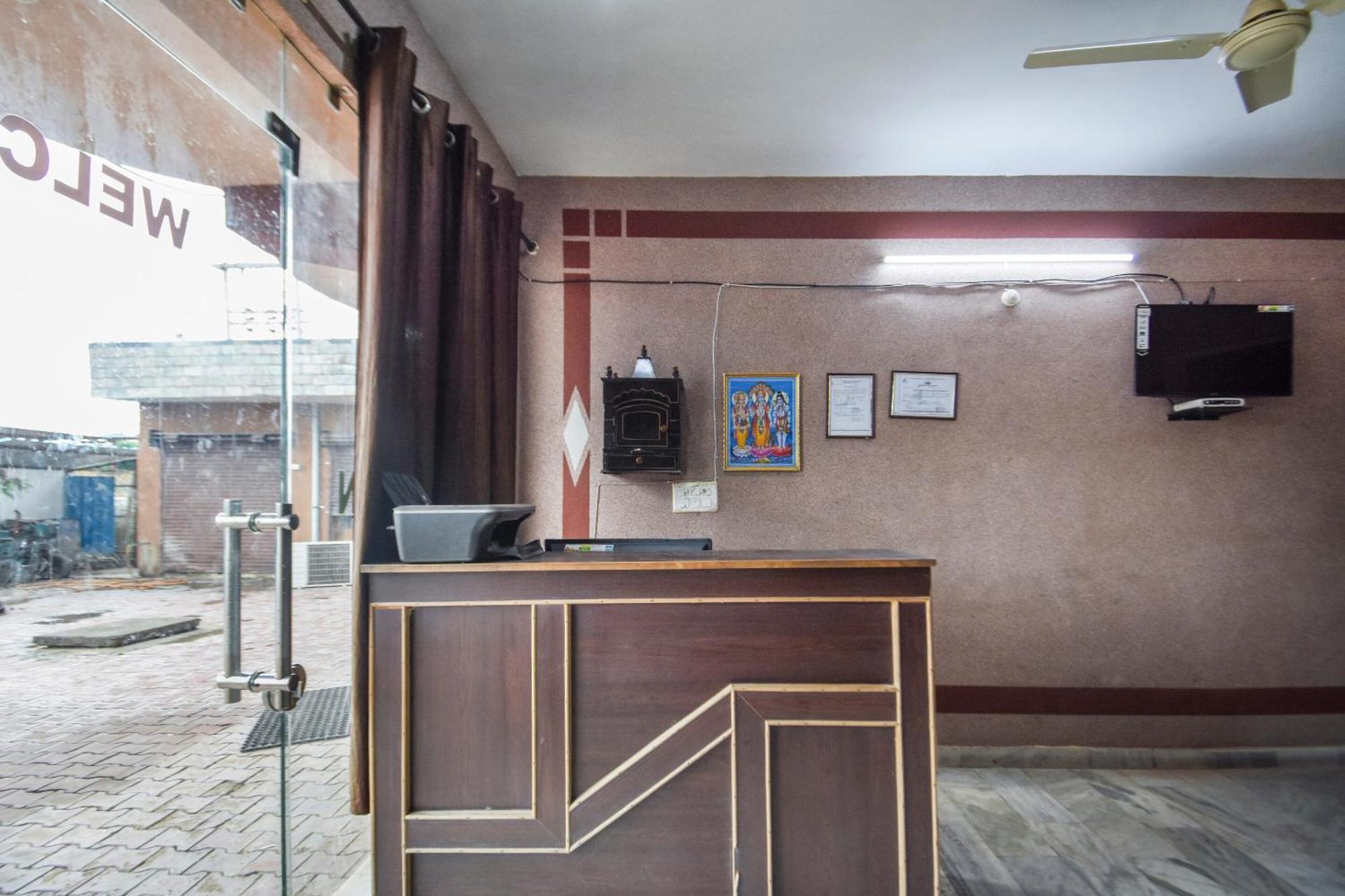 OYO 47040 Vibes Hotel Nālāgarh Exterior foto