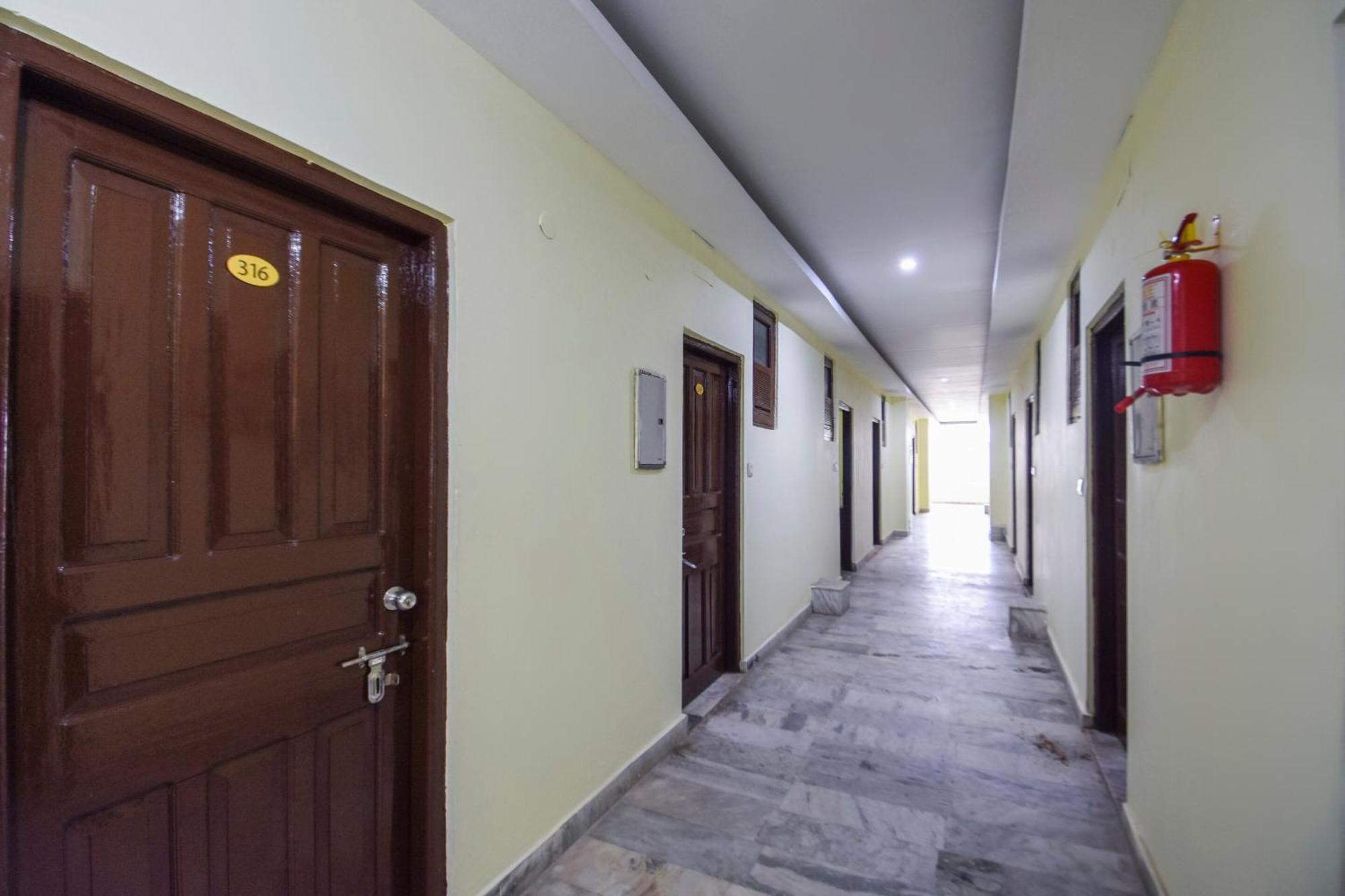 OYO 47040 Vibes Hotel Nālāgarh Exterior foto